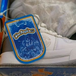 White kids sneakers